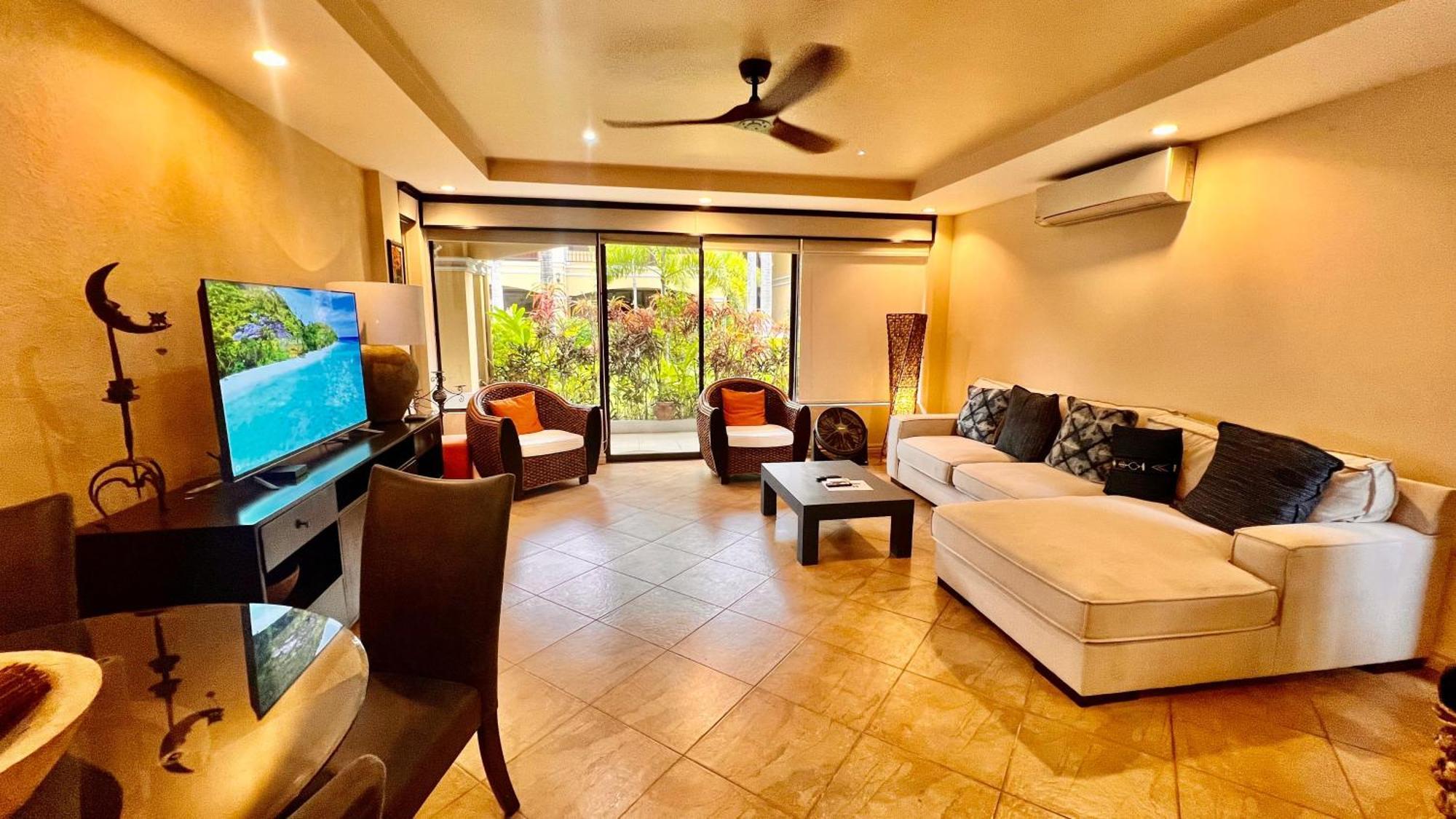 Monte Carlo Luxury Condominiums Jaco Exterior photo